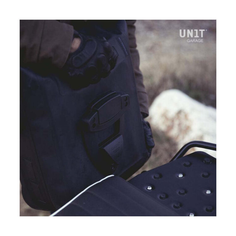 Alforja Unit Garage Side Bag Khali TPU + Support Triumph Bonneville T100 (2017 UP TO NOW)